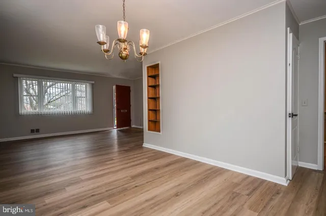 $3,300 | 4426 Hallet Street, Rockville, MD 20853