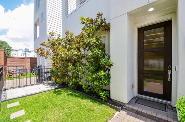 a view of a porch with a yard