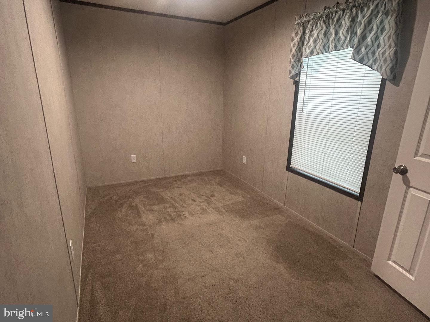 2501 Tilton Road, Unit 323 Egg Harbor Township, NJ 08234 - Photo 8 of 9 view of room with window
