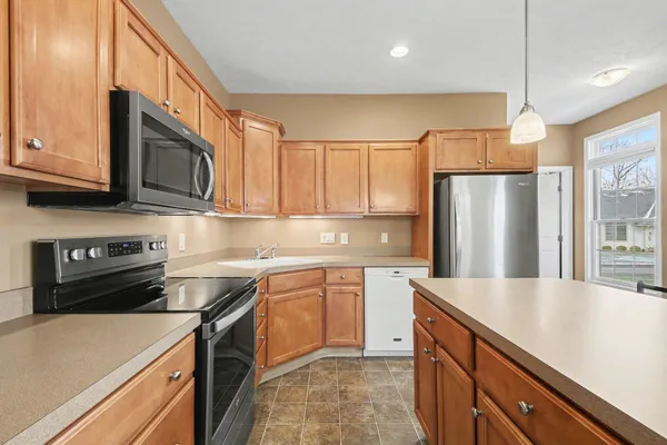 $334,900 | 1102 Barrington, Grand Rapids, MI 49534