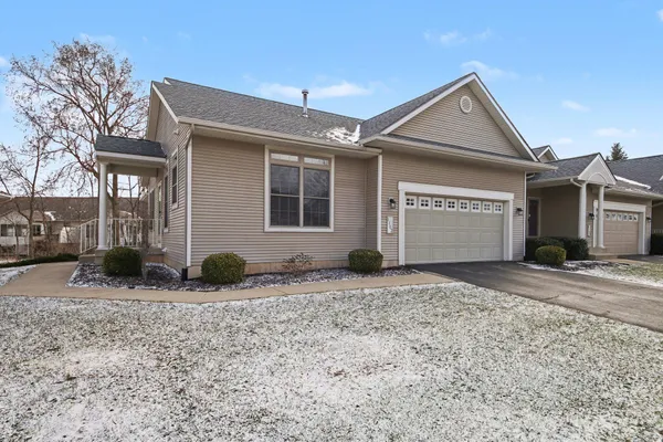 $339,900 | 1102 Barrington, Grand Rapids, MI 49534