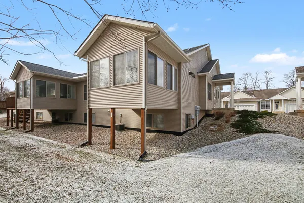 $339,900 | 1102 Barrington, Grand Rapids, MI 49534