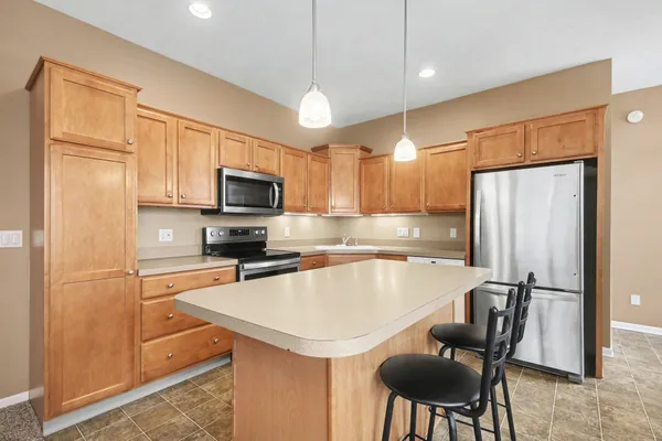 $334,900 | 1102 Barrington, Grand Rapids, MI 49534