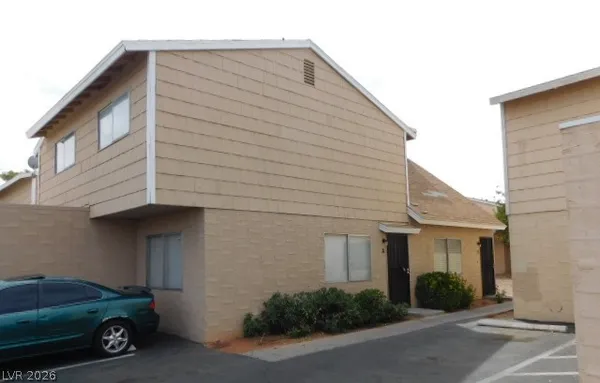 $1,250 | 5235 Golden Lane, Unit A, Las Vegas, NV 89119