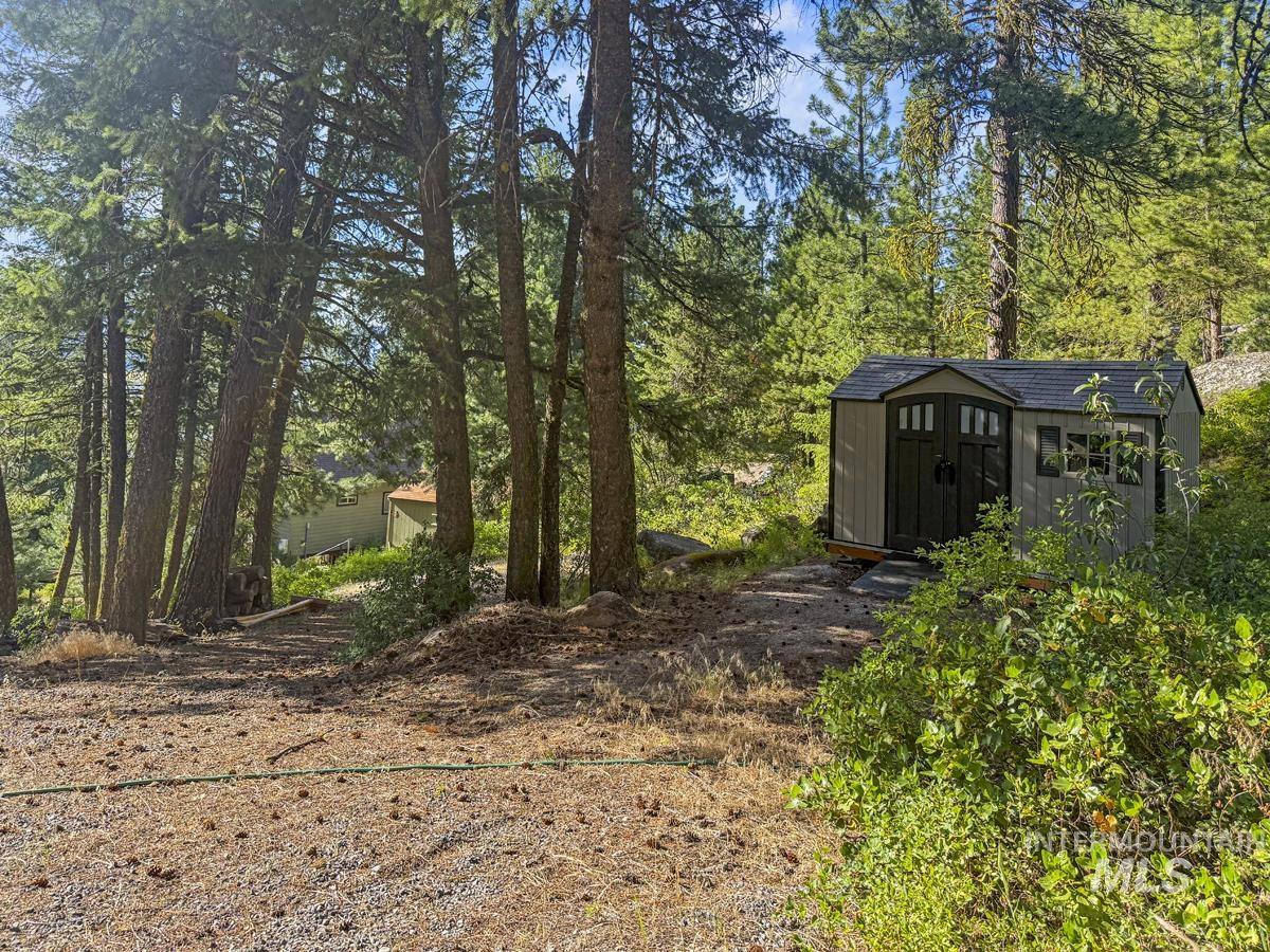 507 Collier View Road Cascade, ID 83611 - Photo 11 of 18 Your Own Slice of Paradise