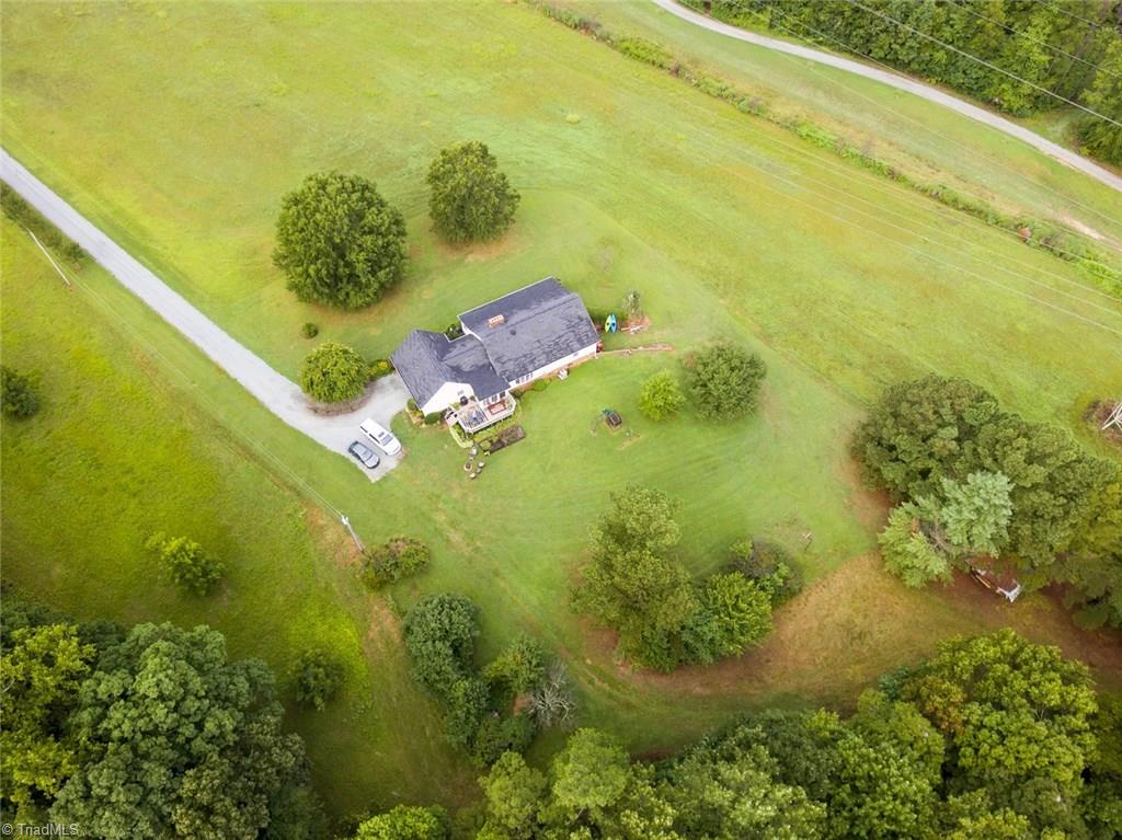 1720 Michael Road Lexington, NC 27295 - Photo 4 of 28