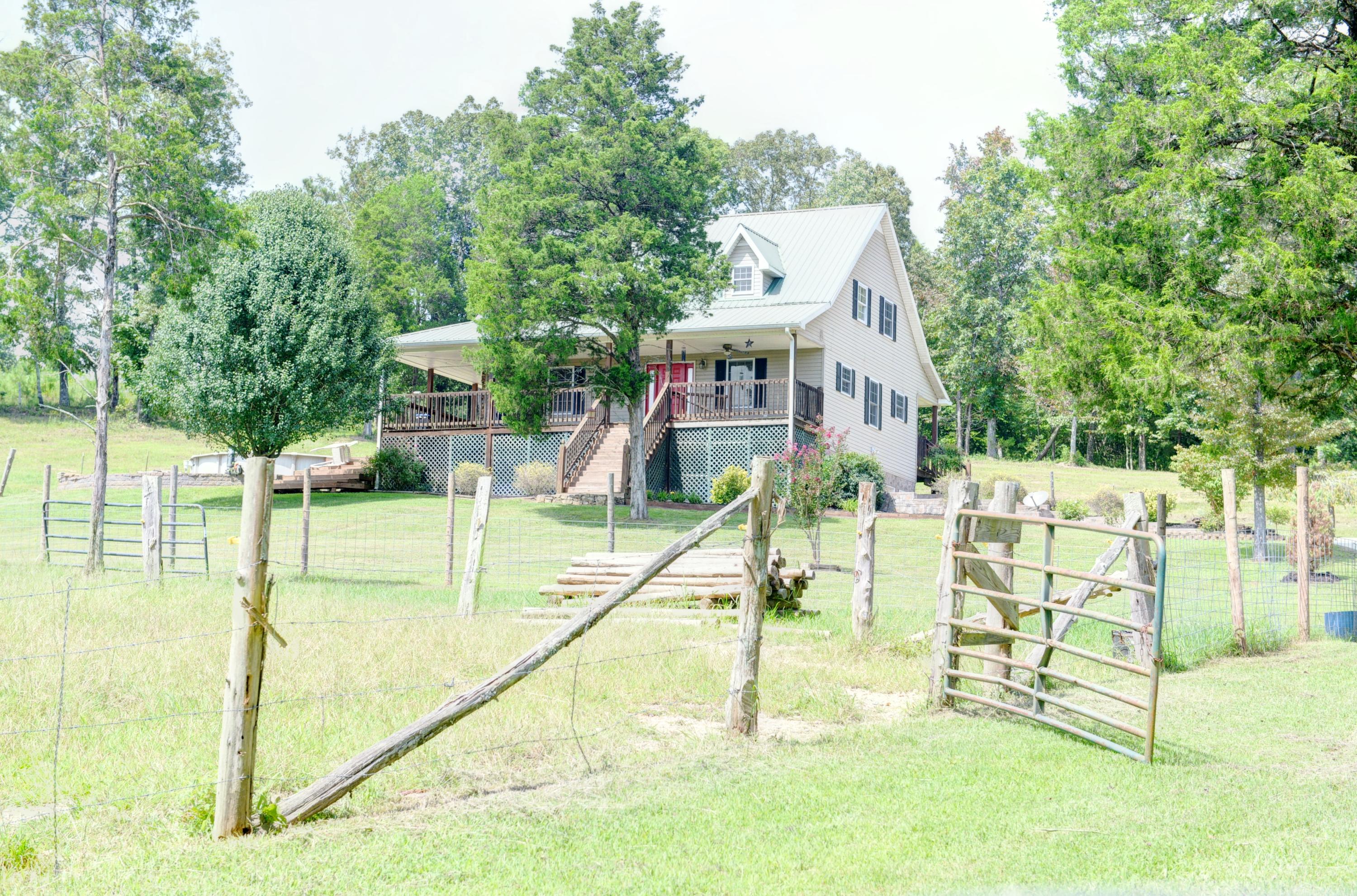 1374 Tom Garrison Road Evensville, TN 37332 - Photo 2 of 39 2-1374 Tom Garrison Front Exterior