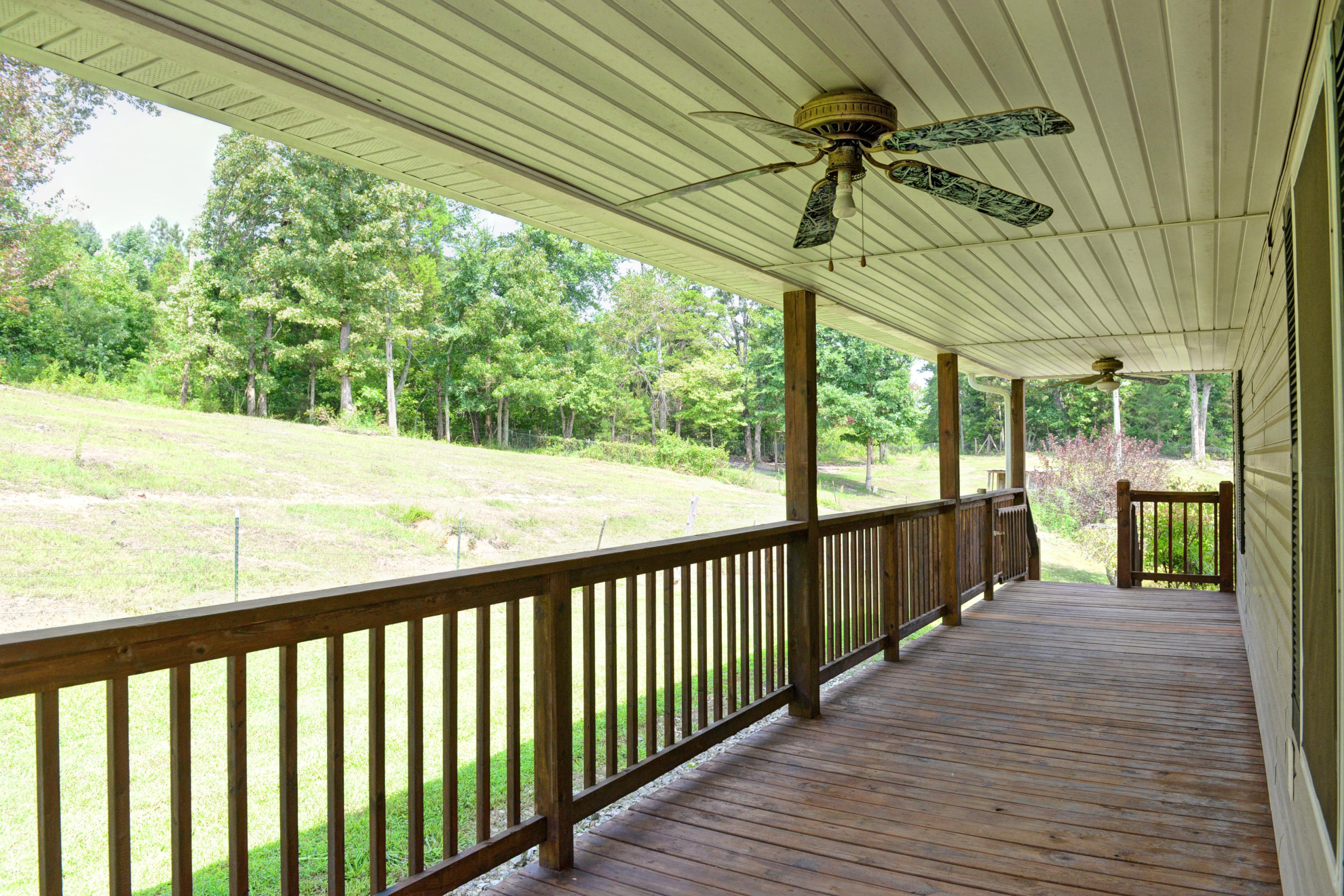 1374 Tom Garrison Road Evensville, TN 37332 - Photo 33 of 39 34-1374 Tom Garrison Back Porch 2