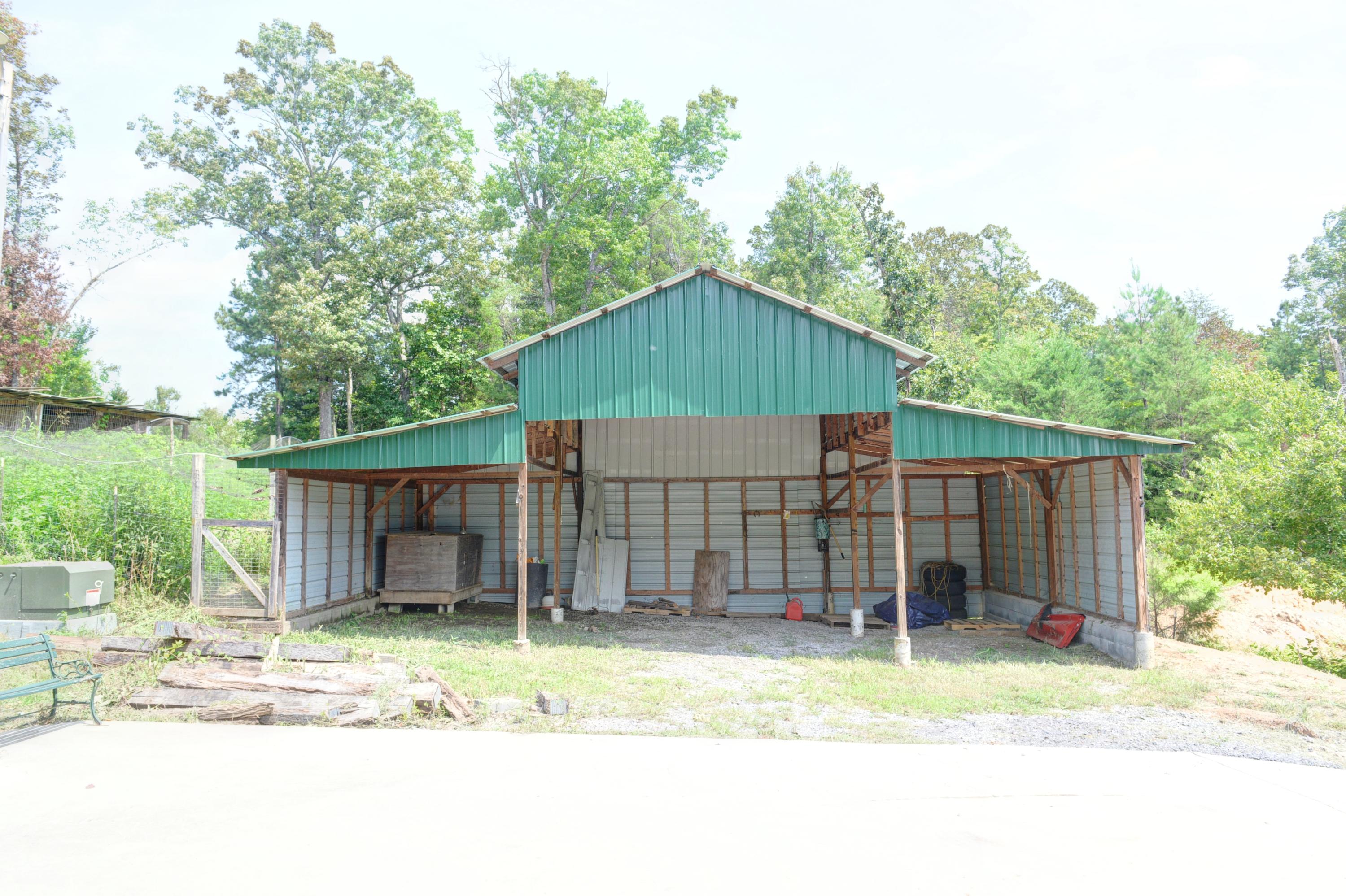 1374 Tom Garrison Road Evensville, TN 37332 - Photo 35 of 39 36-1374 Tom Garrison Barn 3
