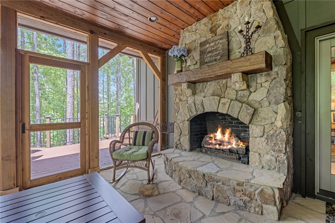 109 Laurel Pond Way Sunset, SC 29685 - Photo 19 of 41