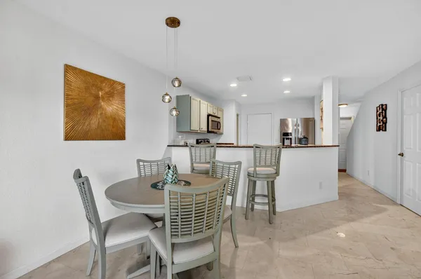 $3,300 | 22120 Majestic Woods Way, Boca Raton, FL 33428