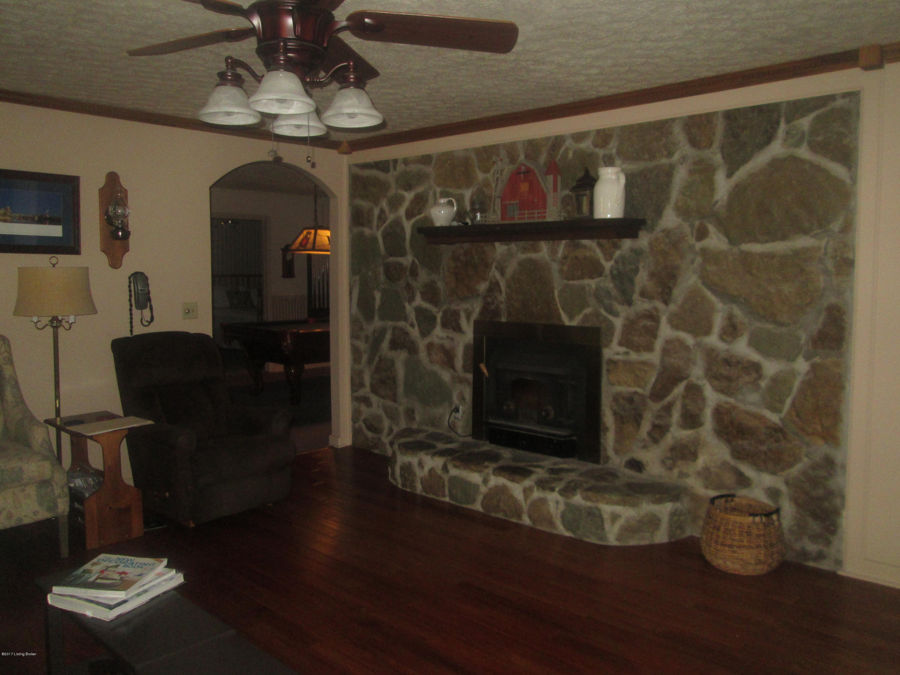 6111 Loretto Road Bardstown, KY 40004 - Photo 33 of 42 IMG_4190