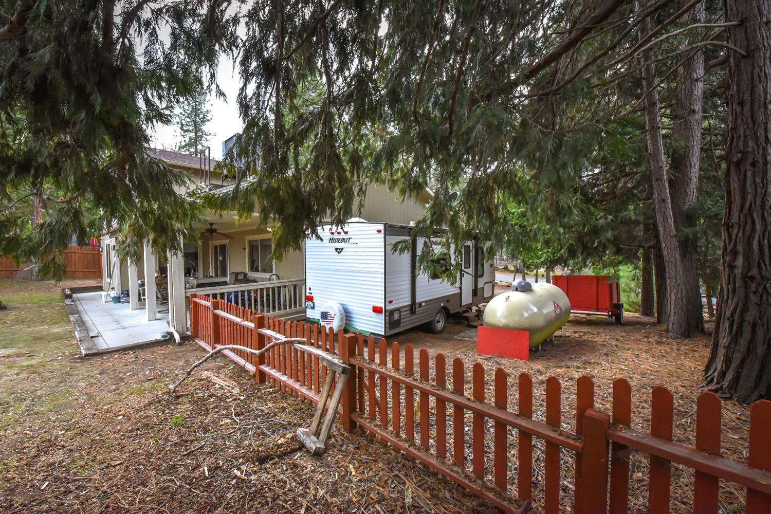 39741 Pine Ridge Road Oakhurst, CA 93644 - Photo 32 of 37 Gallery Image 32