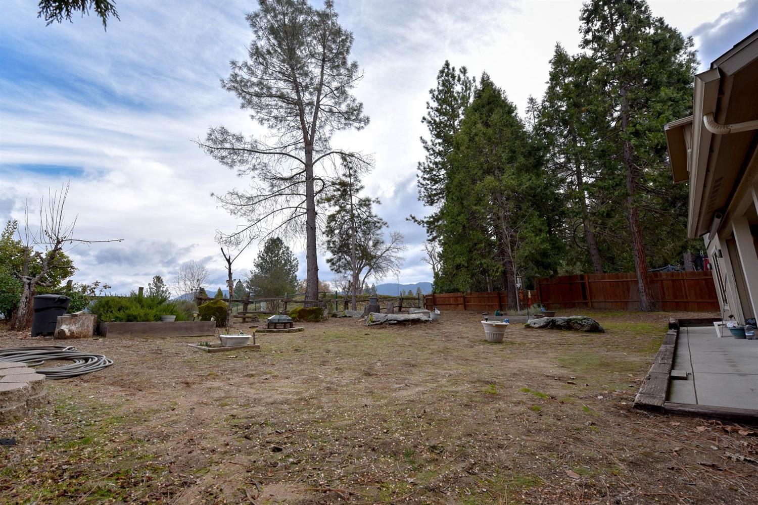 39741 Pine Ridge Road Oakhurst, CA 93644 - Photo 33 of 37 Gallery Image 33