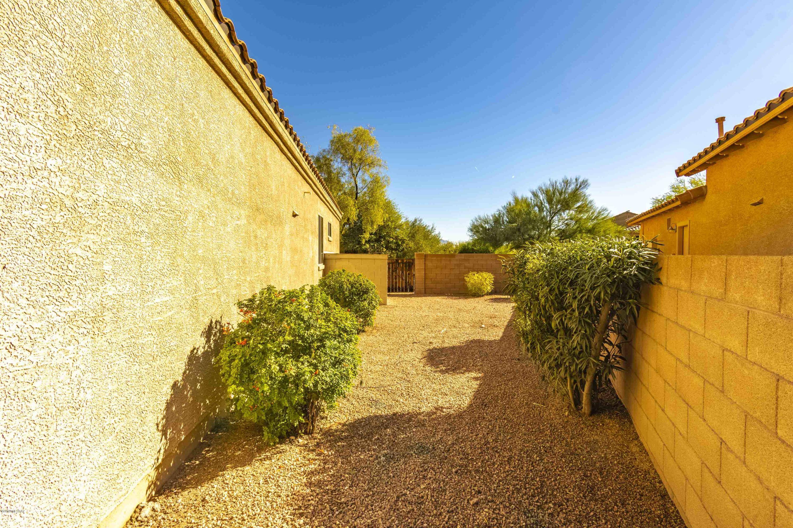 7995 North Rondure Loop Tucson, AZ 85743 - Photo 29 of 29