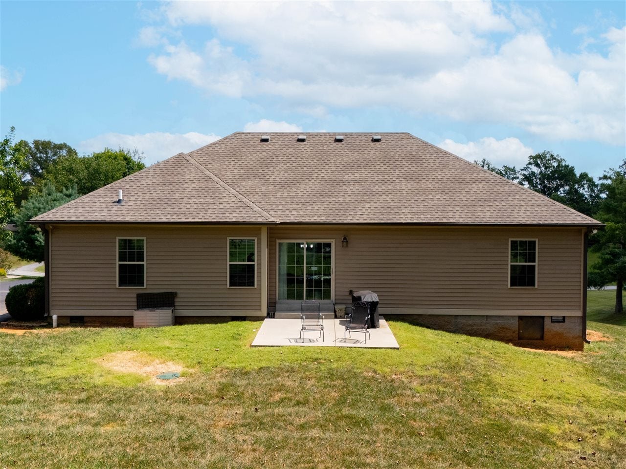367 Green Acres Road Bowling Green, KY 42103 - Photo 3 of 38 Gallery Image 3
