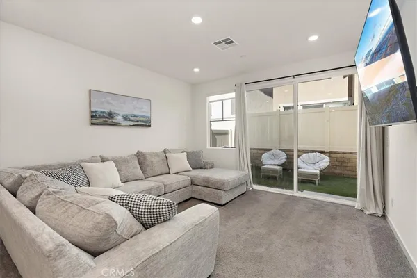 $685,000 | 16728 Grapefruit Lane, Fontana, CA 92336
