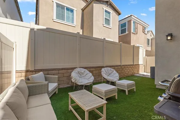 $685,000 | 16728 Grapefruit Lane, Fontana, CA 92336