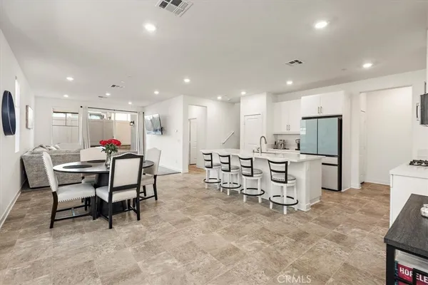 $685,000 | 16728 Grapefruit Lane, Fontana, CA 92336