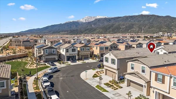 $685,000 | 16728 Grapefruit Lane, Fontana, CA 92336