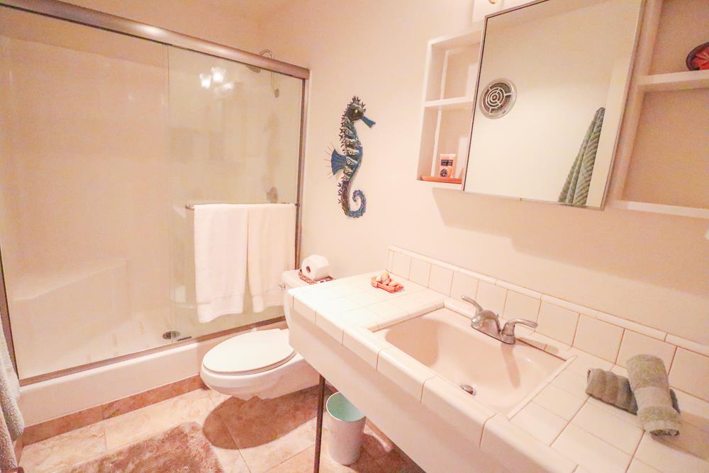 101 Shell Road, Unit 10 Watsonville, CA 95076 - Photo 11 of 32 Gallery Image 11