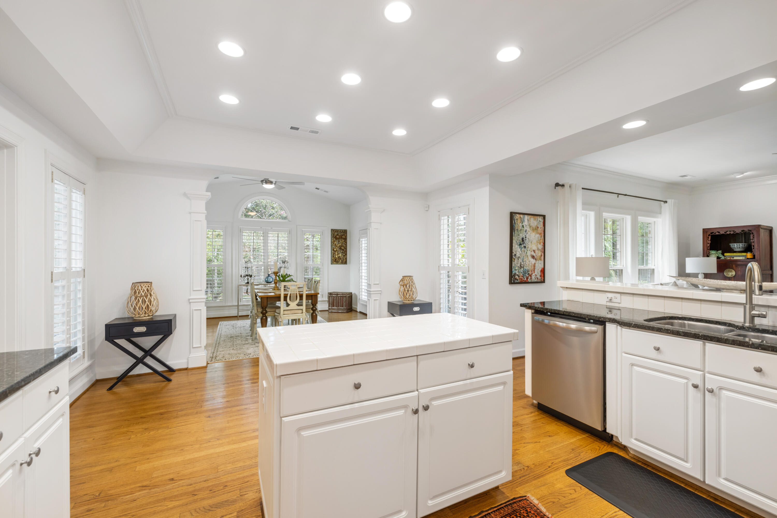1351 Old Brickyard Road Mount Pleasant, SC 29466 - Photo 14 of 35 Kitchen Dining area