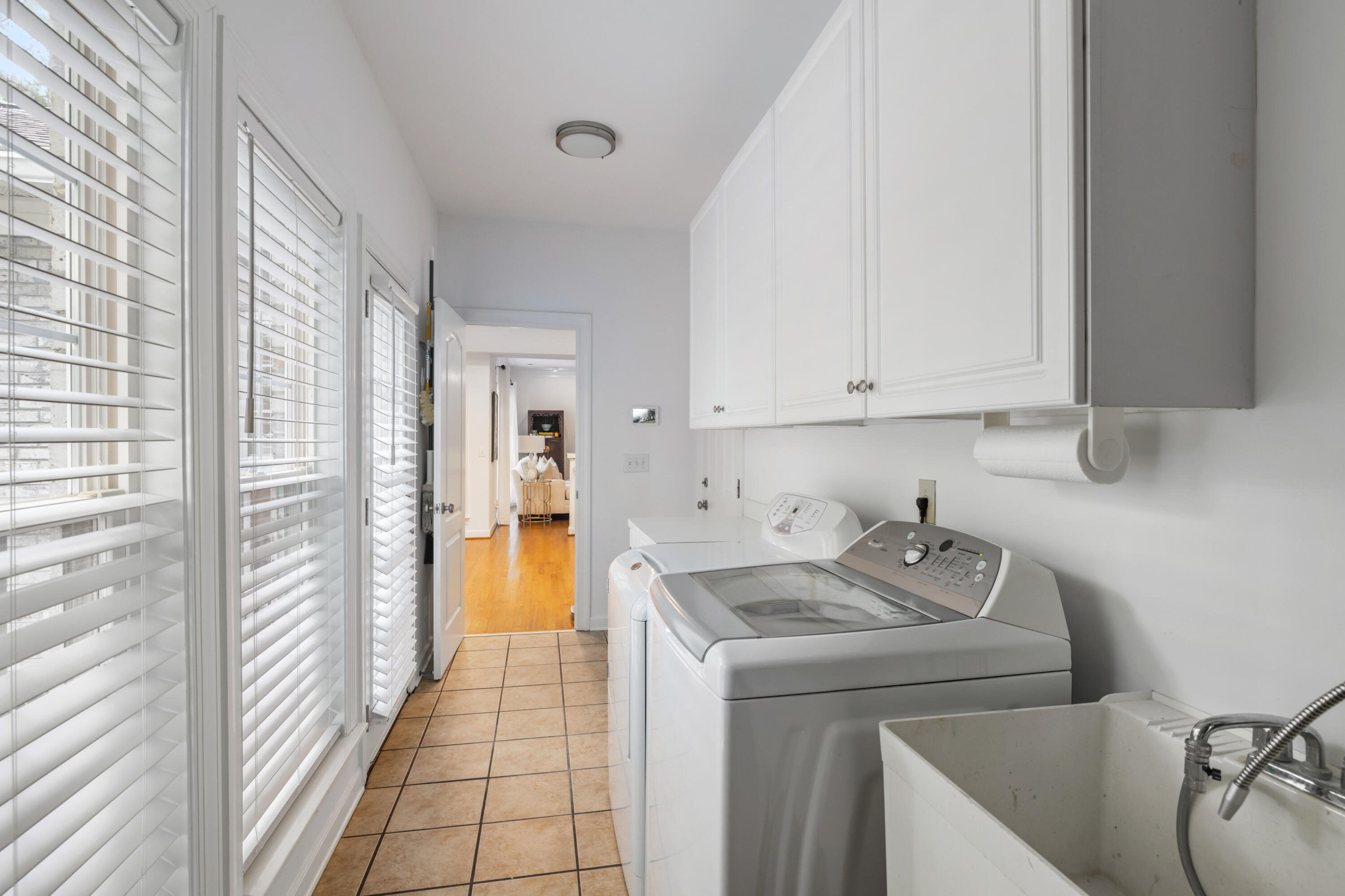 1351 Old Brickyard Road Mount Pleasant, SC 29466 - Photo 20 of 35 Laundry Room