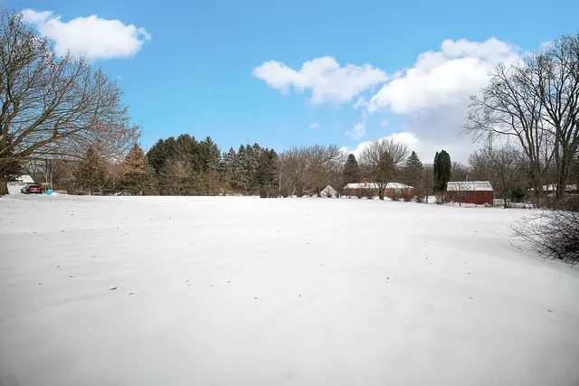 $405,000 | 22115 Grenadier Drive, Marengo, IL 60152