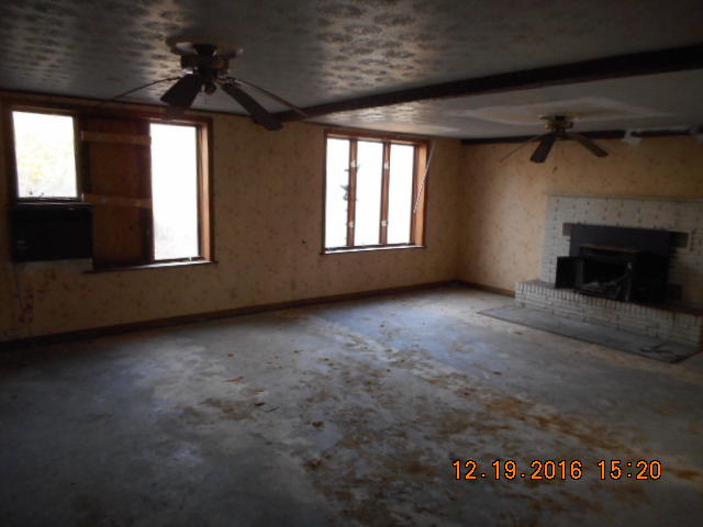 148 Pembroke Road Oak Ridge, TN 37830 - Photo 3 of 13 DSCN5781