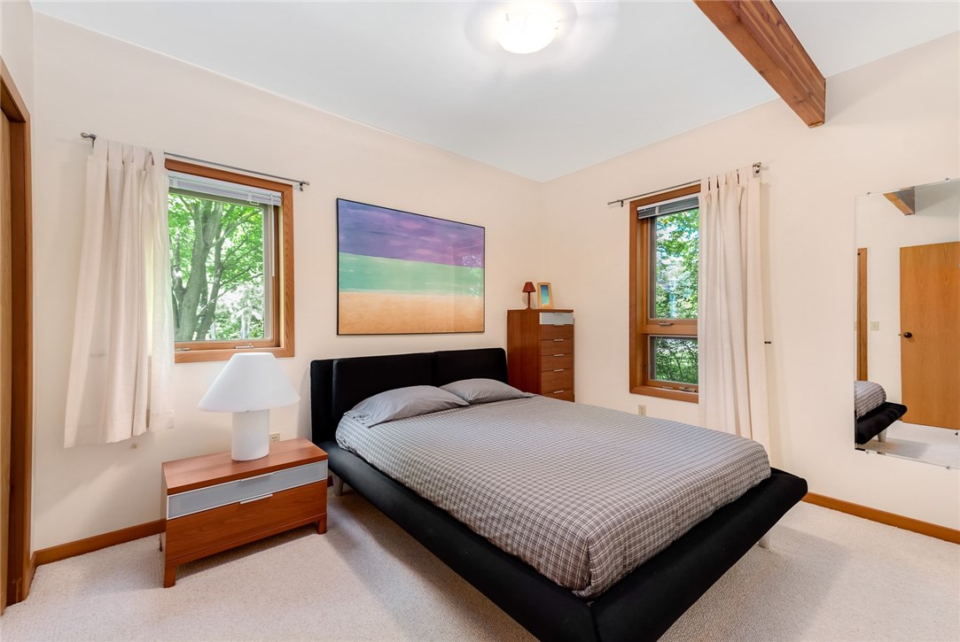 378 New Meadow Road Barrington, RI 02806 - Photo 23 of 31 Bedroom 2