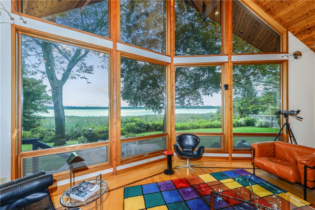 378 New Meadow Road Barrington, RI 02806 - Photo 6 of 31 Gallery Image 6
