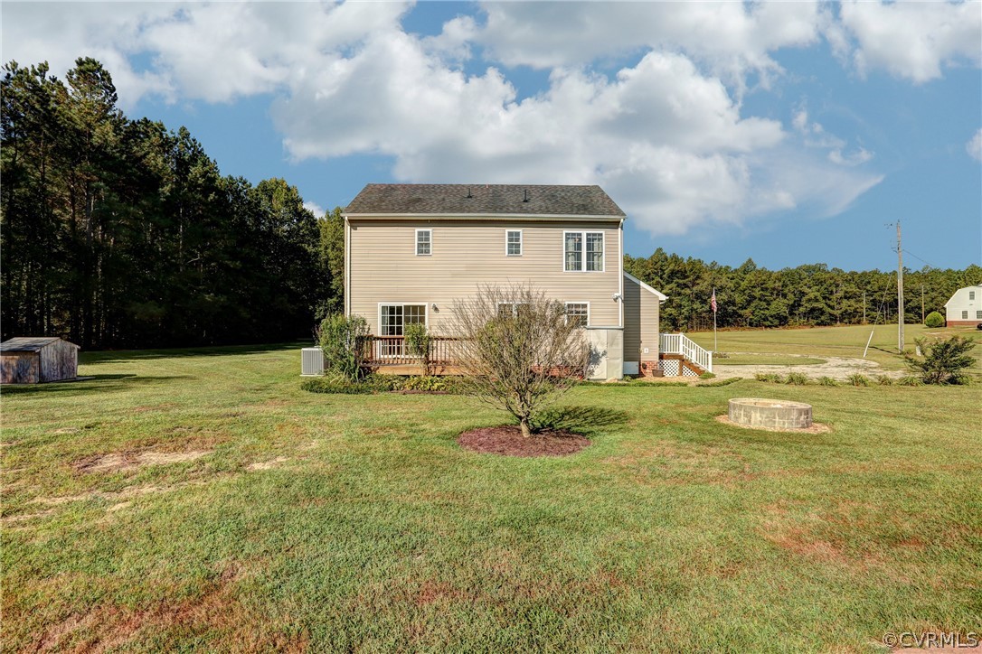 16601 Jolly Road Disputanta, VA 23842 - Photo 15 of 41 a view of a backyard