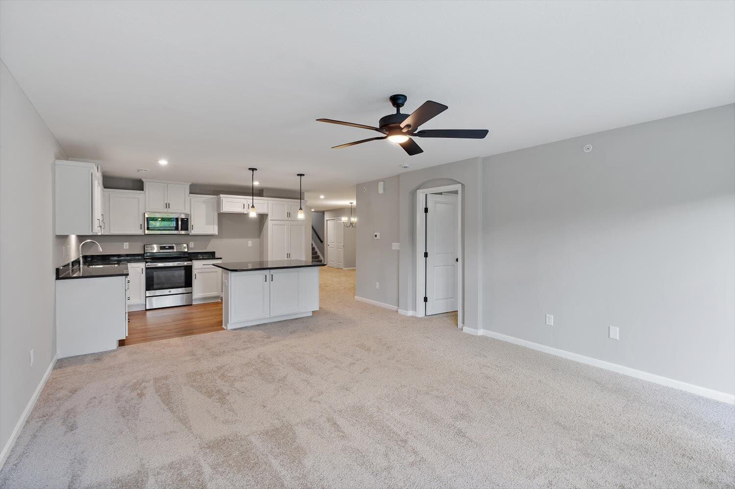 2525 Bella Ridge, Unit 402102 Covington, KY 41017 - Photo 8 of 30 Gallery Image 8