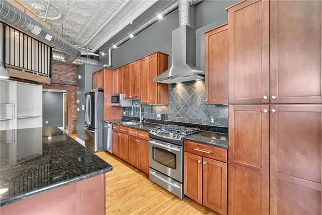 $339,900 | 120 South 15th Street, Unit 203, Pittsburgh, PA 15203