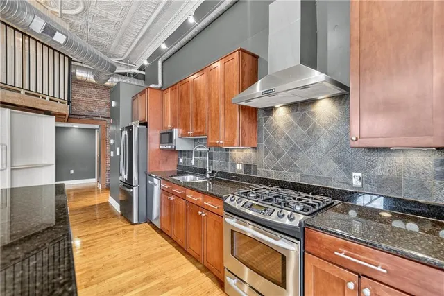 $339,900 | 120 South 15th Street, Unit 203, Pittsburgh, PA 15203