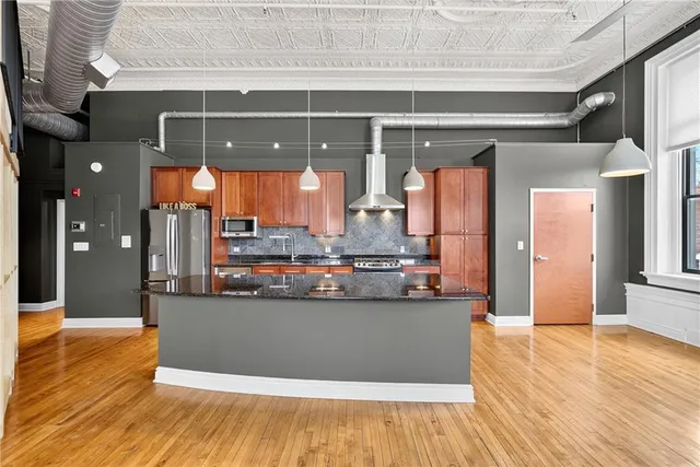 $339,900 | 120 South 15th Street, Unit 203, Pittsburgh, PA 15203