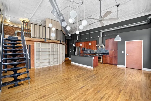 $339,900 | 120 South 15th Street, Unit 203, Pittsburgh, PA 15203