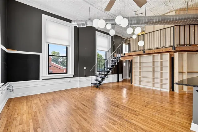 $339,900 | 120 South 15th Street, Unit 203, Pittsburgh, PA 15203