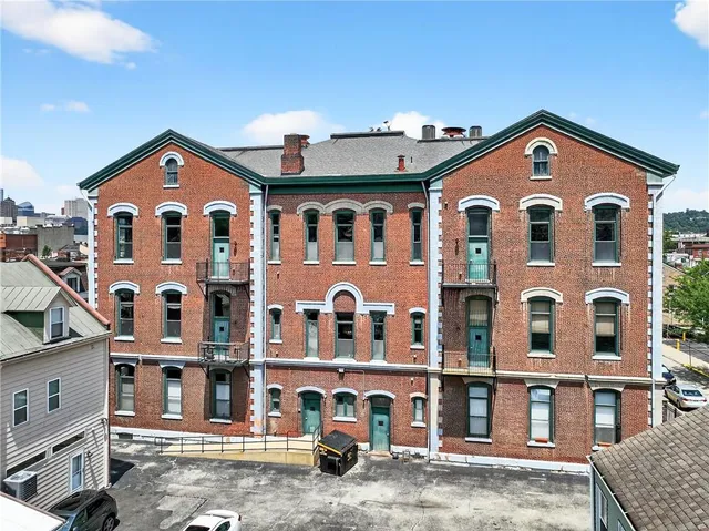 $339,900 | 120 South 15th Street, Unit 203, Pittsburgh, PA 15203