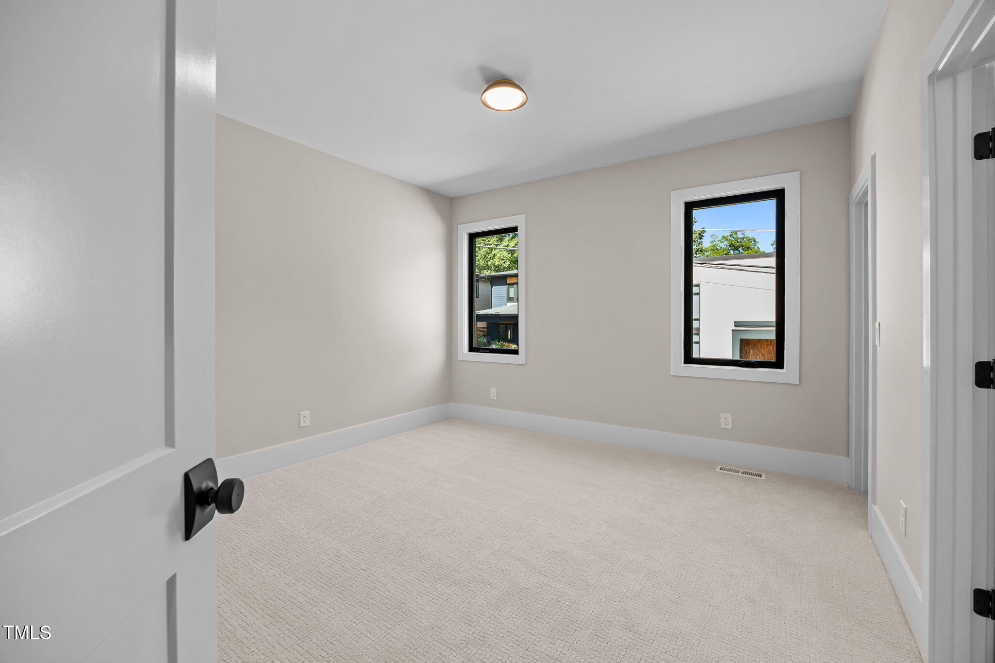 2321 Turners Alley Raleigh, NC 27607 - Photo 37 of 43 91-web-or-mls-IMG_0800