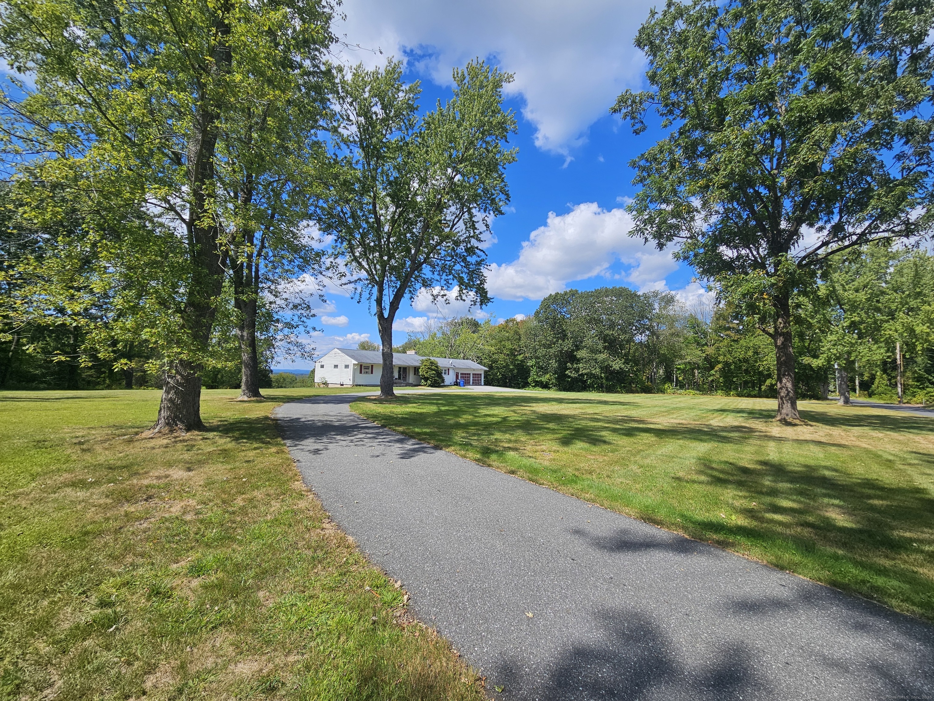 1415 North Road Killingly, CT 06241 - Photo 9 of 20 a view of a park with large trees
