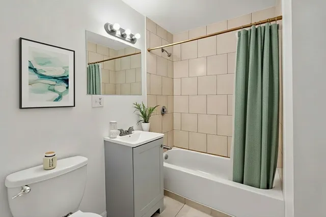 $1,800 | 170 Allston Street, Unit 1, Providence, RI 02908