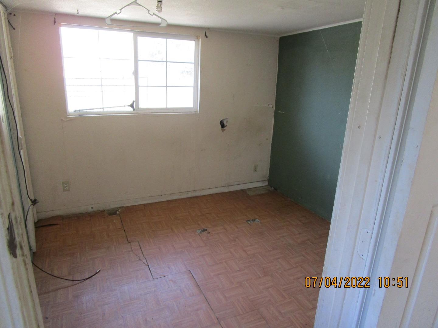 37 Webb Road Watsonville, CA 95076 - Photo 29 of 30 an empty room with a window