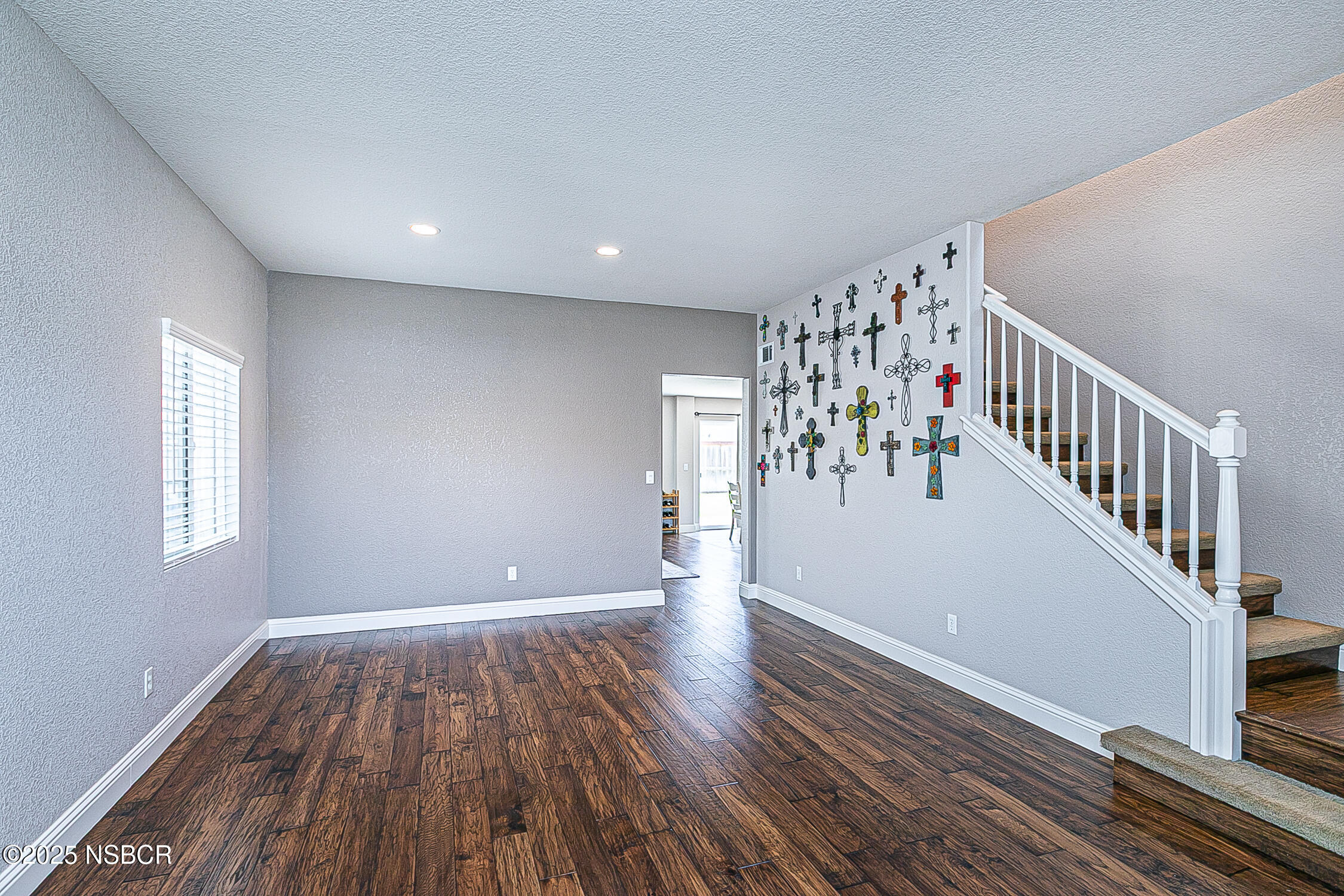 1104 Honda Way Lompoc, CA 93436 - Photo 32 of 36 a view of entryway with wooden floor