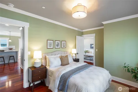 $2,375,000 | 1124 Lake Washington Boulevard South, Seattle, WA 98144