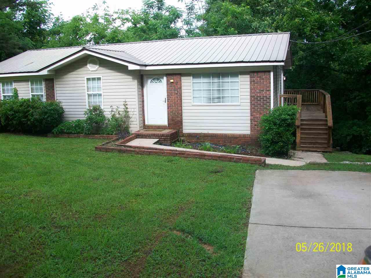 3107 Crest Oval Mountain Road Bessemer, AL 35023 - Photo 3 of 26