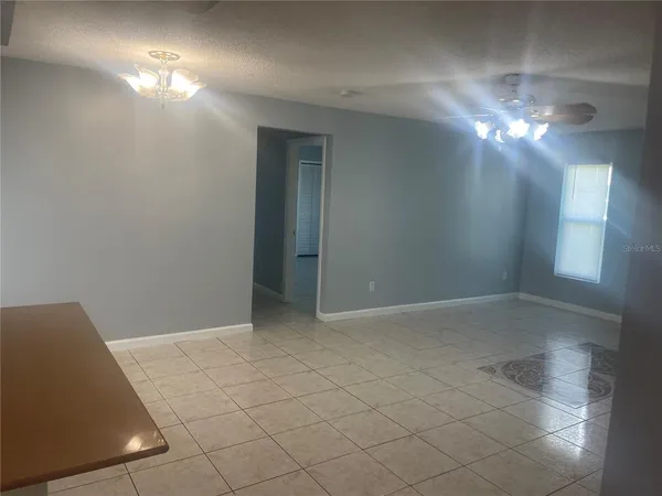 $2,000 | 116 Crescent Court, Kissimmee, FL 34758