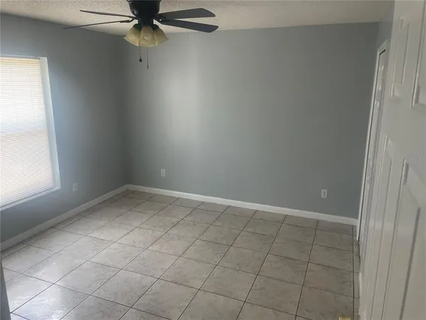 $2,000 | 116 Crescent Court, Kissimmee, FL 34758