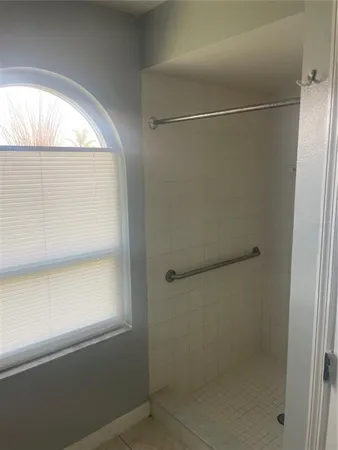 $2,000 | 116 Crescent Court, Kissimmee, FL 34758