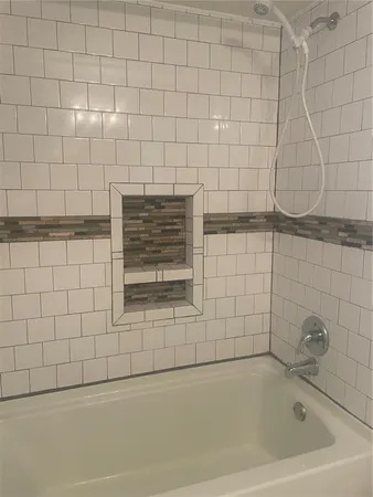 $2,000 | 116 Crescent Court, Kissimmee, FL 34758